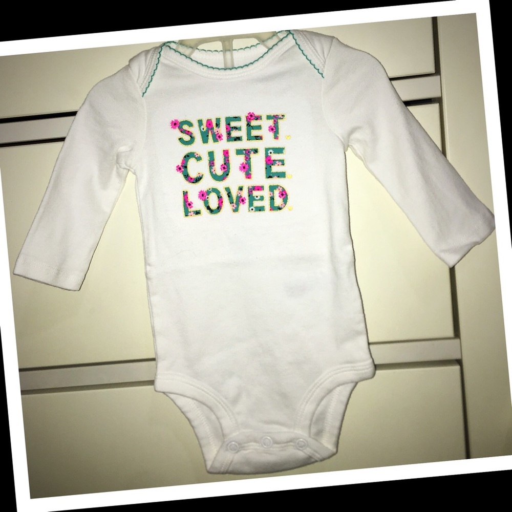 4/$10 •Carters baby girl 3m onesie💐NWOT💐